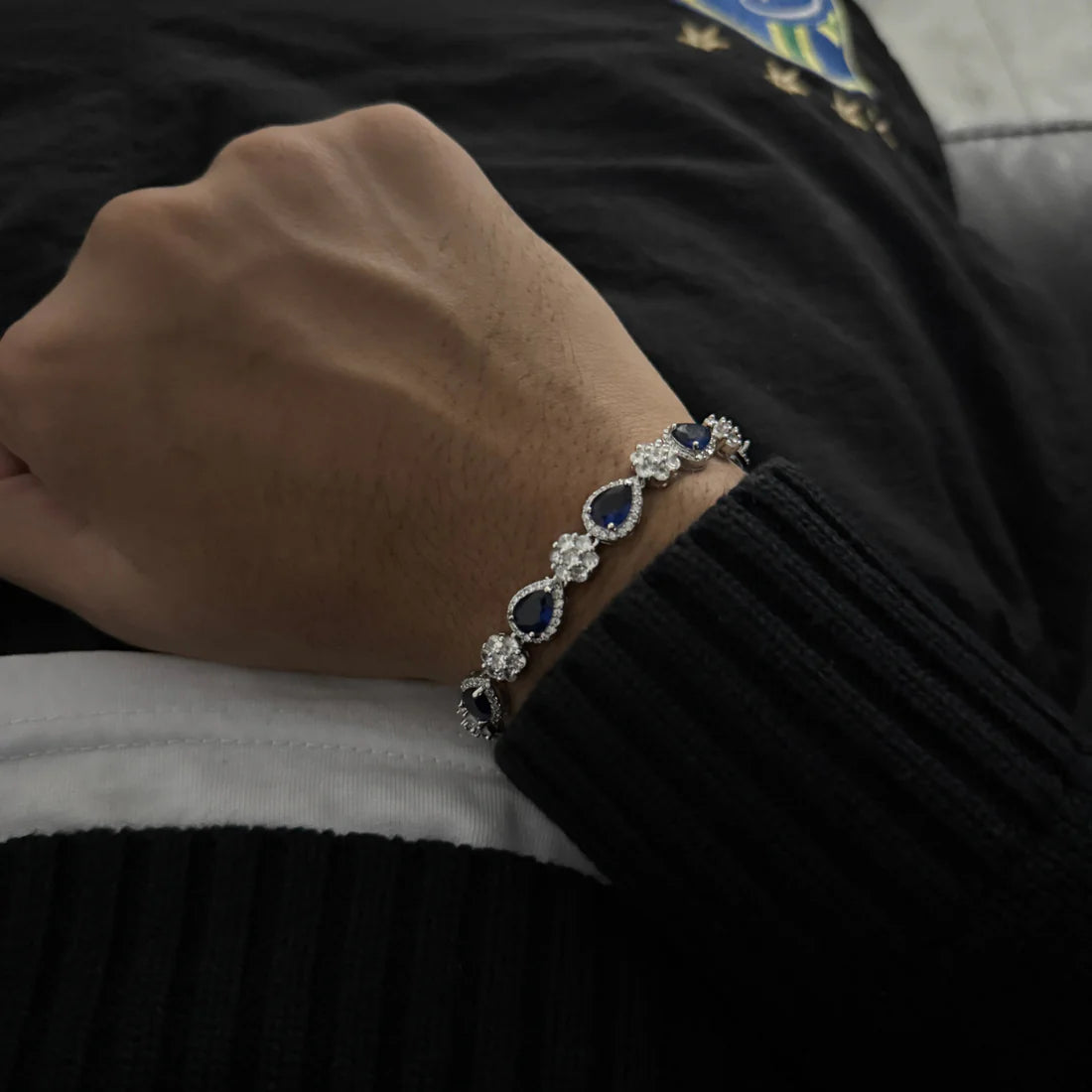 Blossom Droplet Bracelet