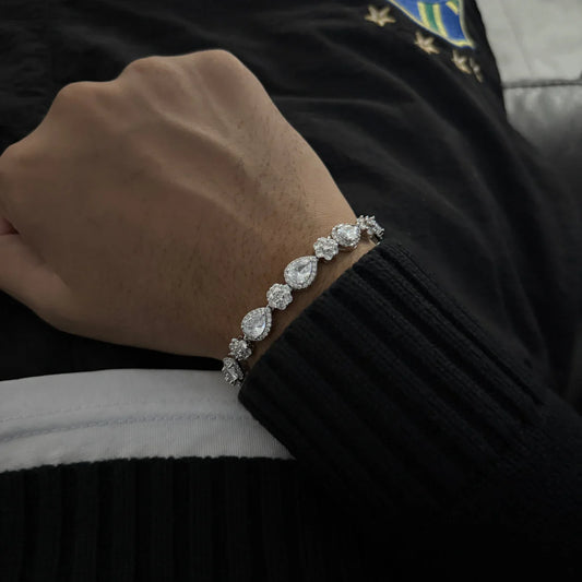 Blossom Droplet Bracelet